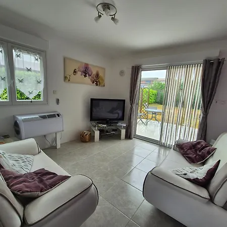 ヴィラ La Maison Du Sommeil Loubès-Bernac